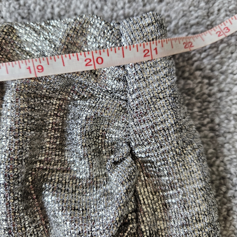 Torrid plus foil knit tulip hem mini skirt, 3XL, silver - Picture 9 of 12